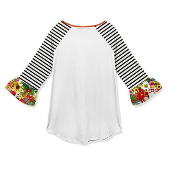 ‼️ SOLD ‼️ Heart Tree Ruffle-Sleeve Raglan Tunic - Picture 2 of 8
